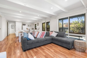 Dromana Beach Holiday House *3 minutes to the sand